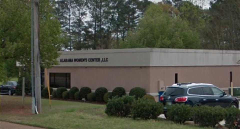 A teenager is suing The Alabama Women’s Center for Reproductive Alternatives, in Huntsville, Alabama after his girlfriend had an abortion against his wishes. Source: Google Maps