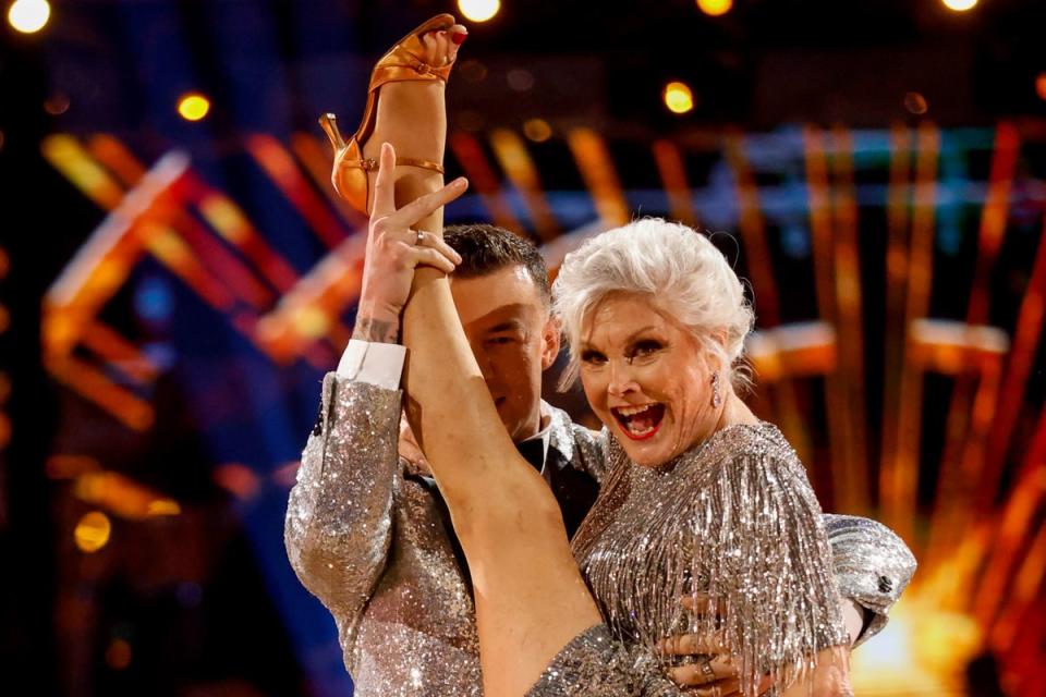 Kai Widdrington und Angela Rippon bei „Strictly“ (BBC/Guy Levy)