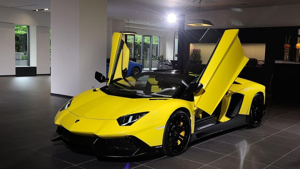 photo 4: 【HD影片-國內車壇新聞】Lamborghini Aventador LP 720-4 Roadster 50° Anniversario