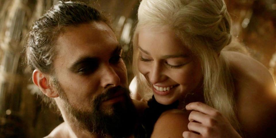 Jason Momoa and Emilia Clarke in Game of Thrones (Credit: HBO)