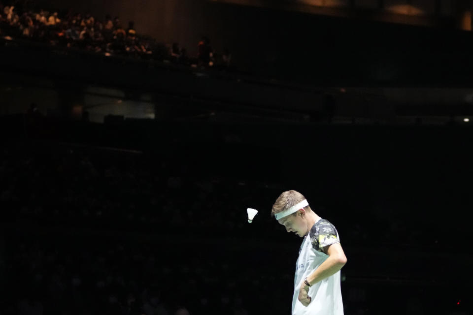 Denmark's Viktor Axelsen reacts during his men's singles badminton final match against Thailand's Kunlavut Vitidsarn at the BWF World Championships in Tokyo, Japan, Sunday, Aug. 28, 2022. (AP Photo/Shuji Kajiyama)