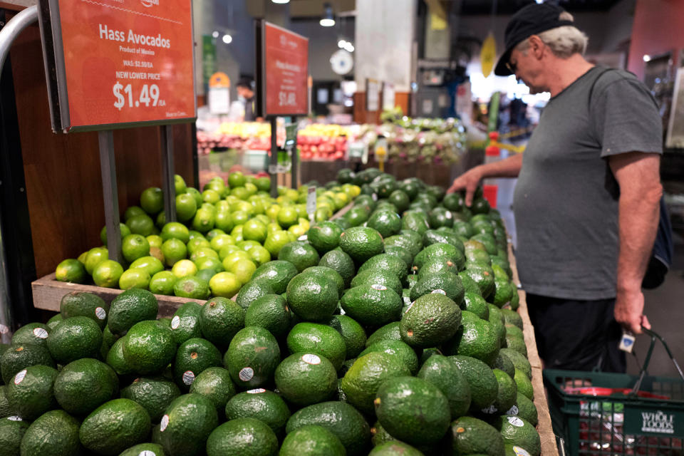 Hass ist die in Europa und Amerika bekannteste Avocado-Sorte. Aufgrund des hohen Fettgehalts verzichten jedoch vor allem Diät-Treibende darauf. (Bild: AP Photo)