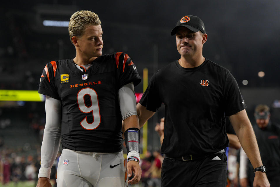 Not a great night for Joe Burrow and Zac Taylor in Cincinnati. (AP Photo/Jeff Dean)