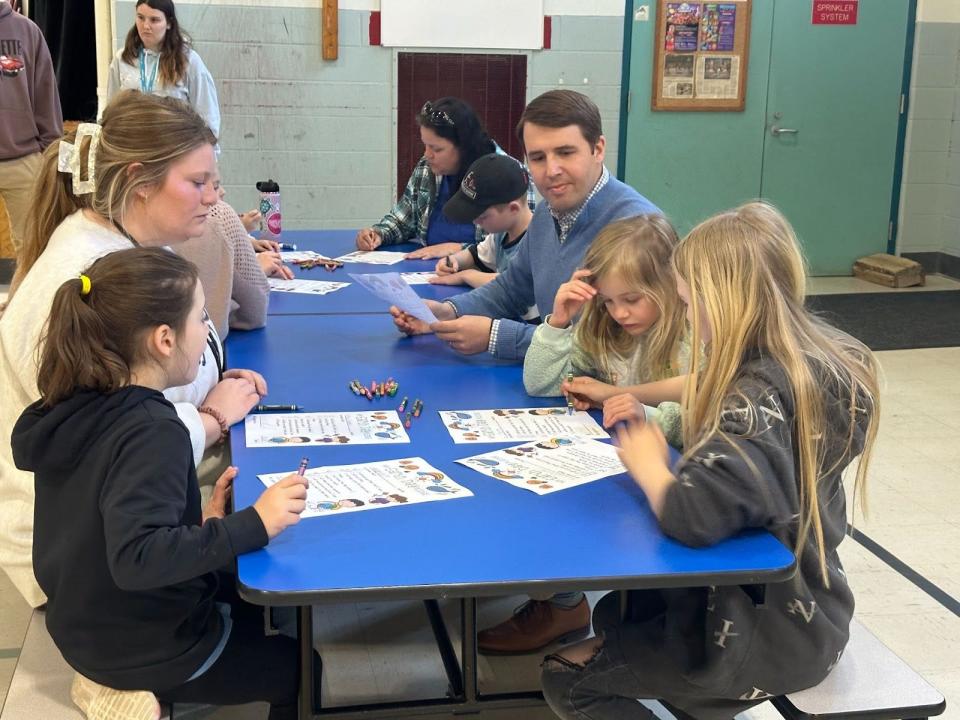 Congressman Pappas recently visited the Rochester Child Care Center to take part in their Earth Day celebration.