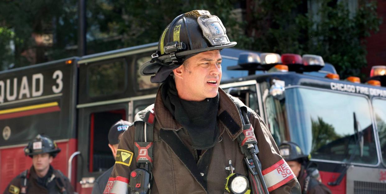 taylor kinney as kelly severide, chicago fire season 11