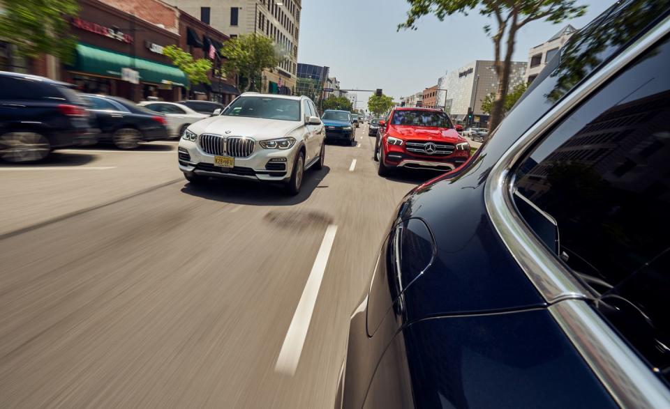 <p>2019 BMW X5 xDrive40i, 2018 Audi Q7 3.0T Prestige, 2020 Mercedes-Benz GLE450 4Matic, and 2019 Porsche Cayenne</p>