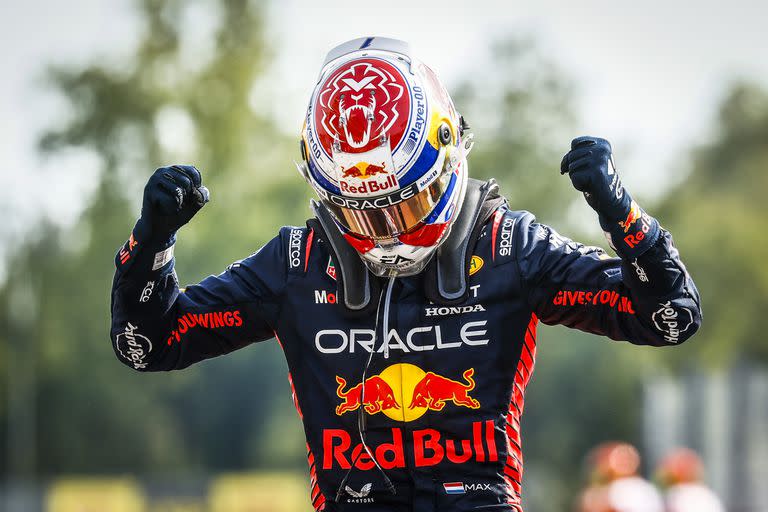 Max Verstappen ganó la décima carrera consecutiva y rompió el récord de Sebastian Vettel