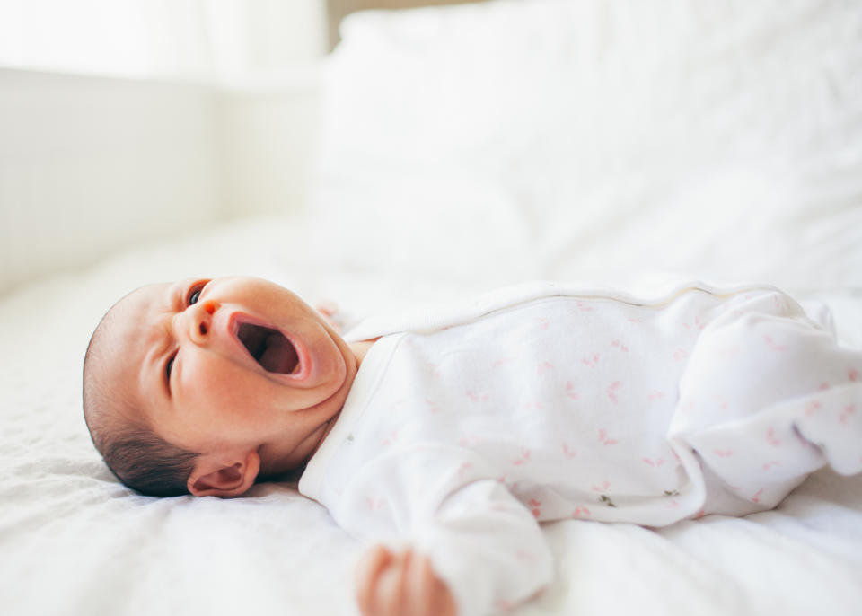 There are plenty of reasons we should sleep in the same room as our newborns. (Getty Images)