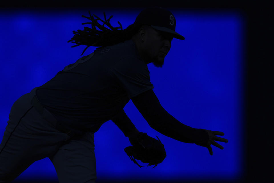 Seattle Mariners starting pitcher Luis Castillo delivers during the seventh inning of a baseball game against the Minnesota Twins, Monday, May 6, 2024, in Minneapolis. (AP Photo/Abbie Parr)