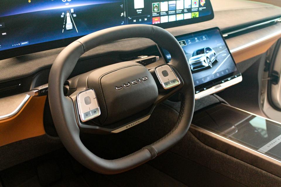 The Lucid Gravity steering wheel