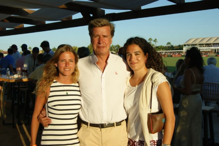 Beatriz Fanjul, Cayetano Martínez de Irujo y Bárbara Mirjan Aliende (Créditos Santa María Polo Club)