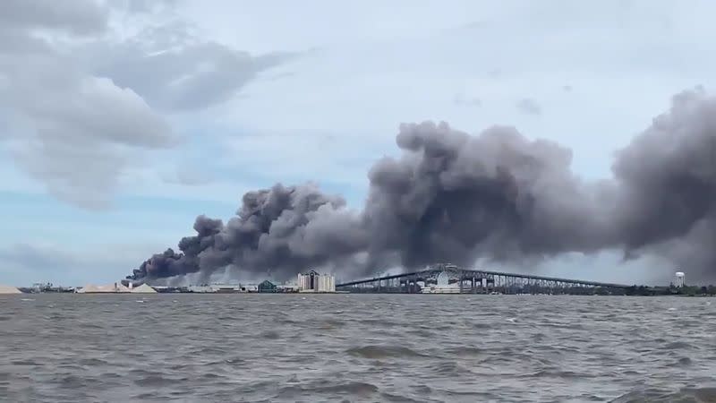 Smoke rises over Lake Charles