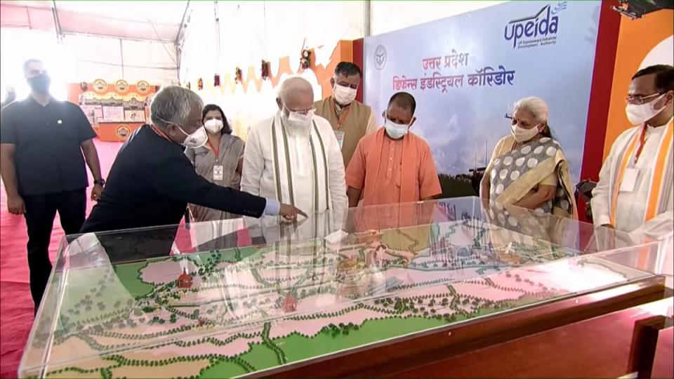 Aligarh University Leaked Mms - Uttar Pradesh: PM Narendra Modi Lays Foundation Stone of Raja Mahendra  Pratap Singh State University in Aligarh (Watch Video)
