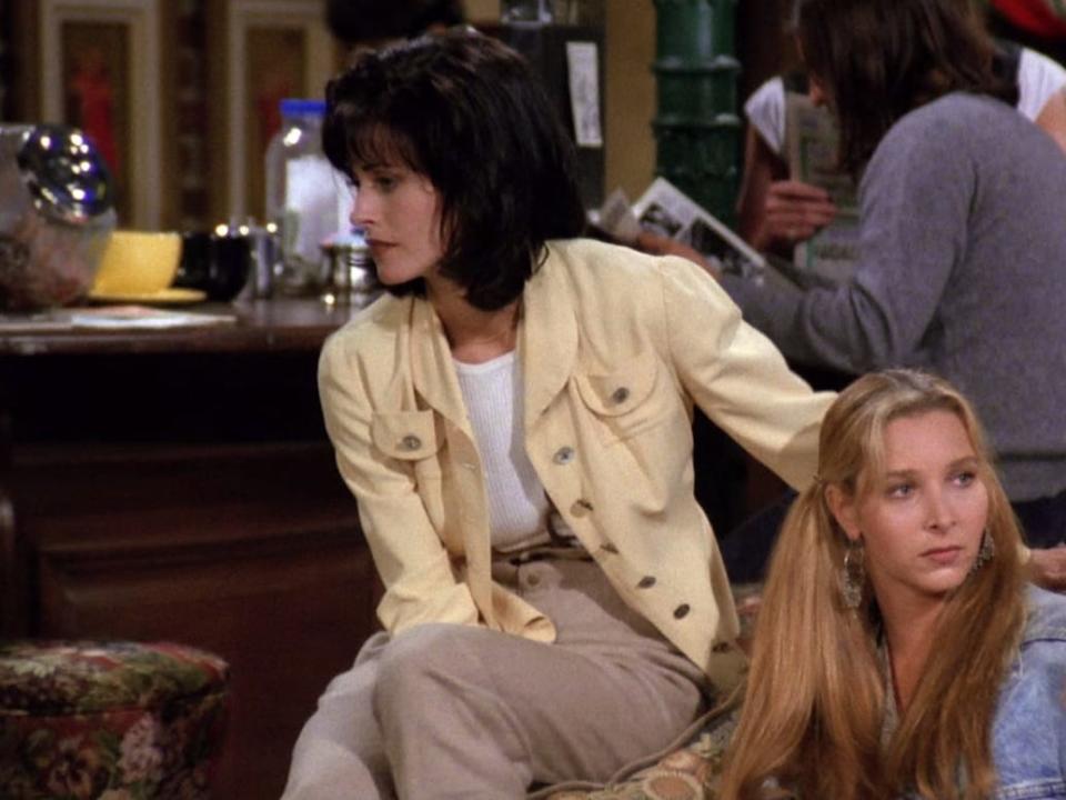 friends monica episode one outfit