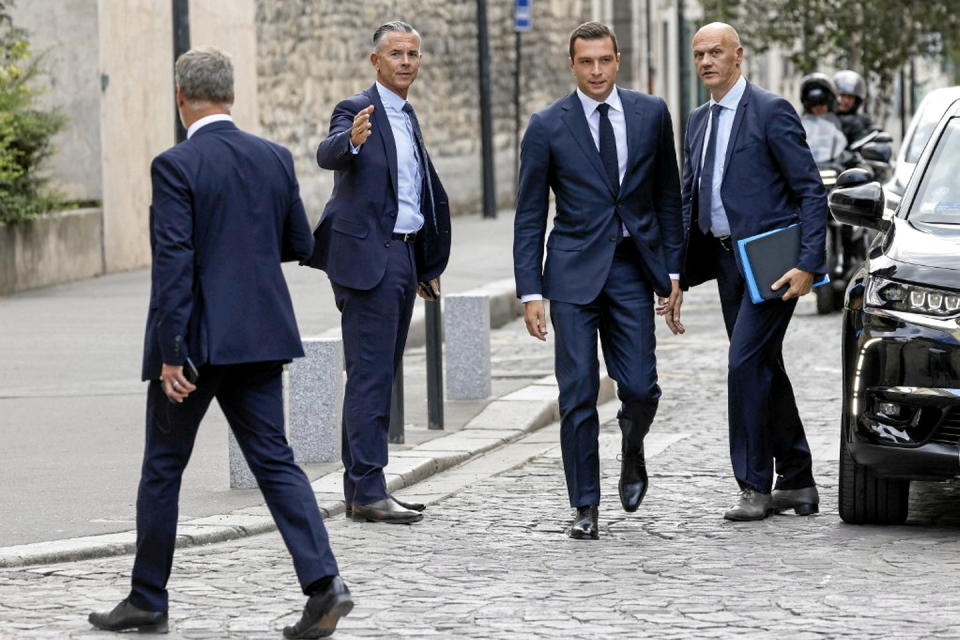 Le président du Rassemblement national, Jordan Bardella, fait partie des chefs de parti réunis par Emmanuel Macron à Saint-Denis.  - Credit:LUDOVIC MARIN / AFP
