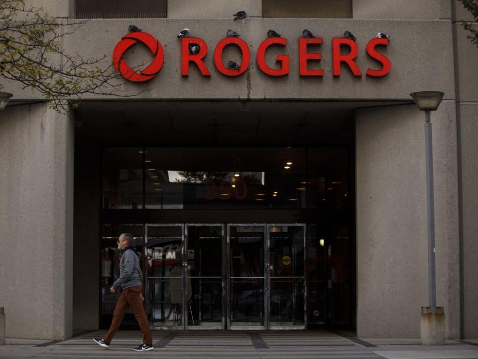 Rogers Turmoil Deepens As Deposed Chair Vows To Take Control