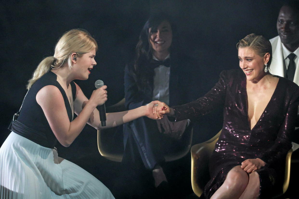 Zaho de Sagazan et Greta Gerwig lors de la cérémonie d'ouverture du Festival de Cannes, mardi soir.  - Credit:SYSPEO/SIPA