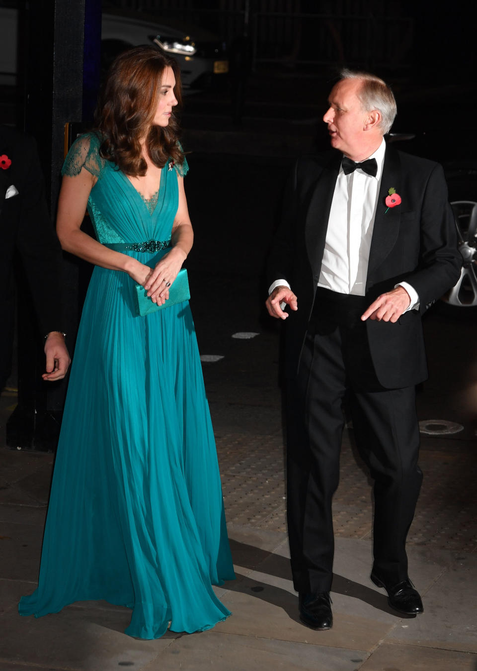 The Duchess of Cambridge talks with the chief executive of Tusk, Charles Mayhew. (Photo: PA Wire/PA Images)