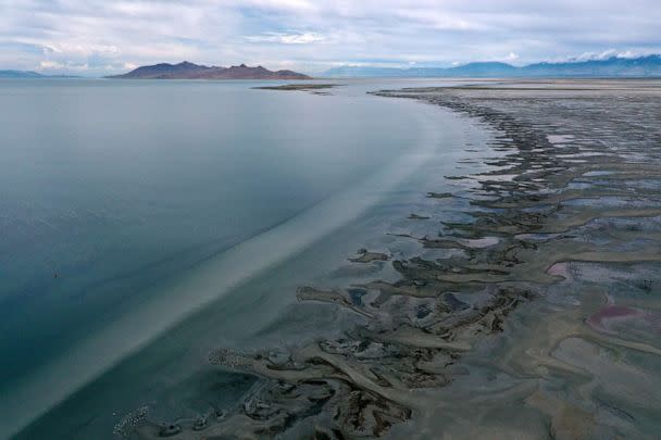 PHOTO: Low water levels are visible at the Great Salt Lake on August 2, 2021 near Magna, Utah. (Justin Sullivan/Getty Images, FILE)