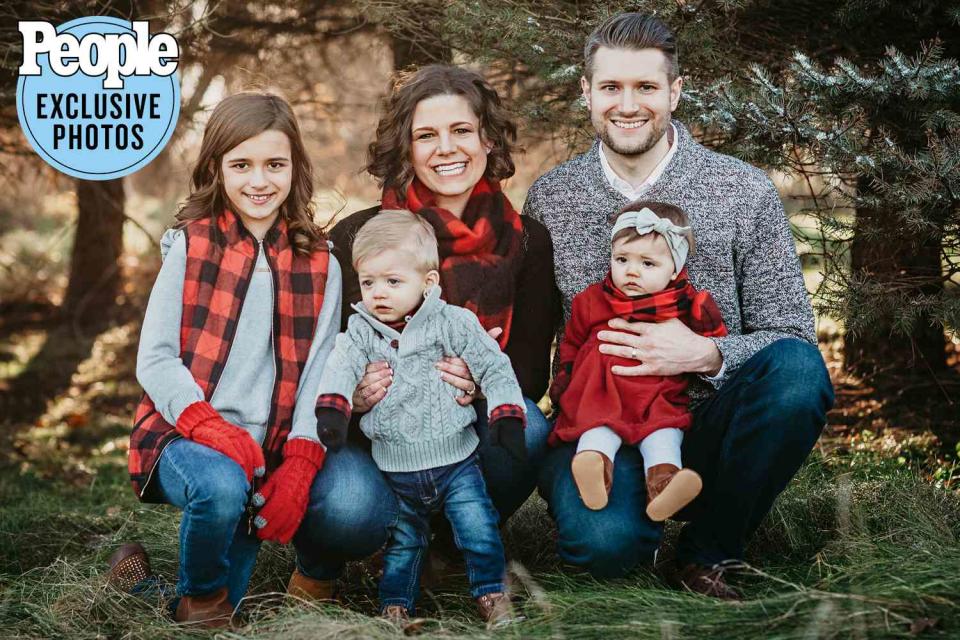 Parents Fighting to Adopt Their Own Babies Are Thrilled for Their First Christmas as a Family of 5