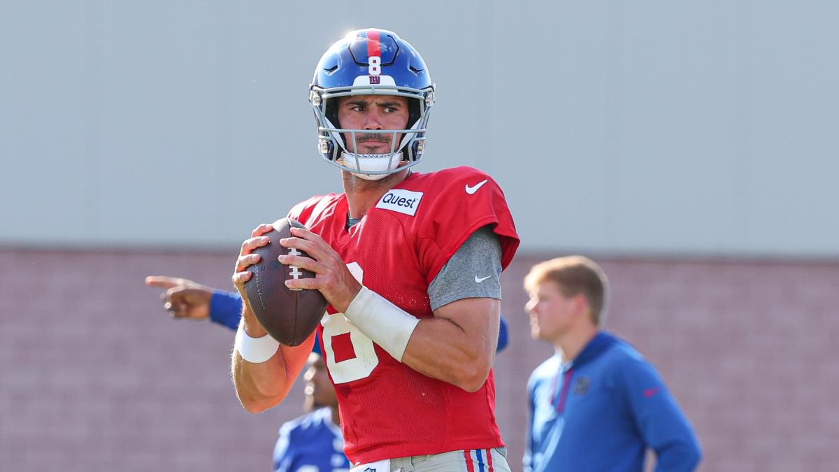 Daniel Jones fantasy football start/sit advice: What to do with