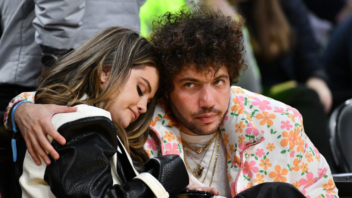 What Made Selena Gomez Ready to ‘Shout’ Her Love for Benny Blanco ‘From ...