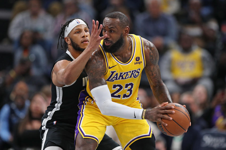 Diese Saison ist erst das zweite Mal seit 2017/18, dass LeBron James mehr als 60 Spiele in der regulären Saison bestritten hat.  (Foto von Justin Ford/Getty Images)