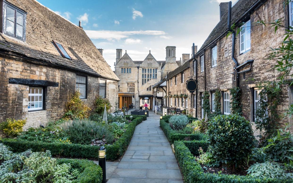 Oundle - istock