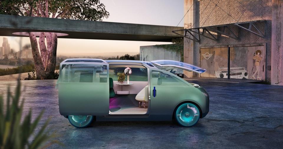 MINI發表自駕電動概念車Mini Vision Urbanaut，創造未來小車超大