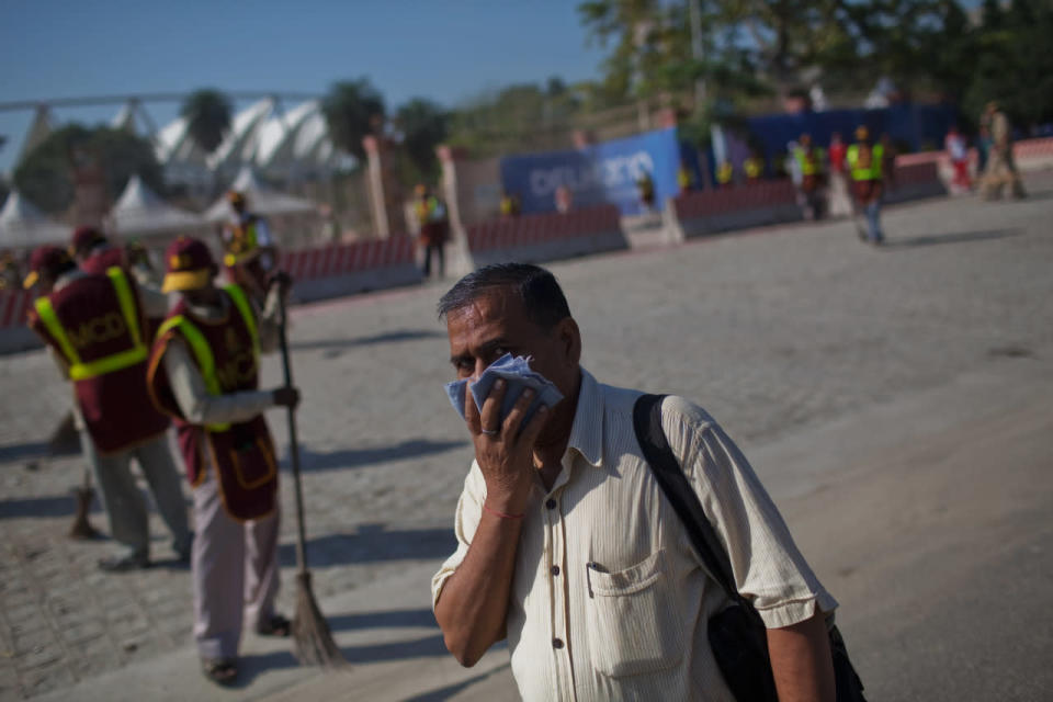 Being one of two of the prime causes of pollution in the city, the High Court has put a hold on all new construction in the city until it can be ensured that dust can be minimized.