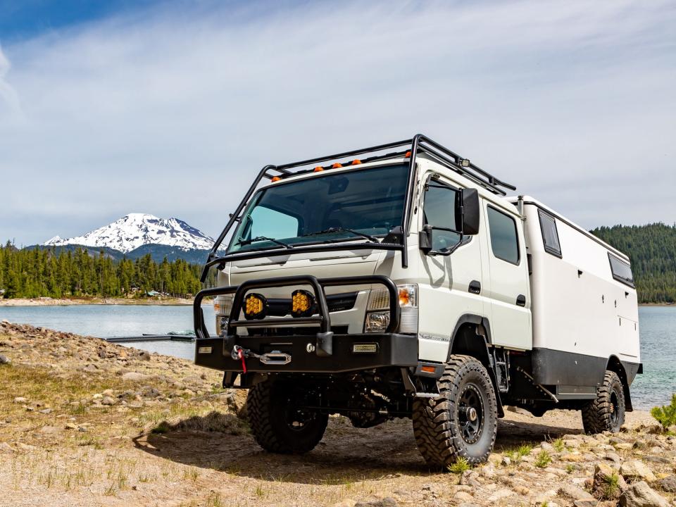 EarthCruiser EXP Dual Cab.