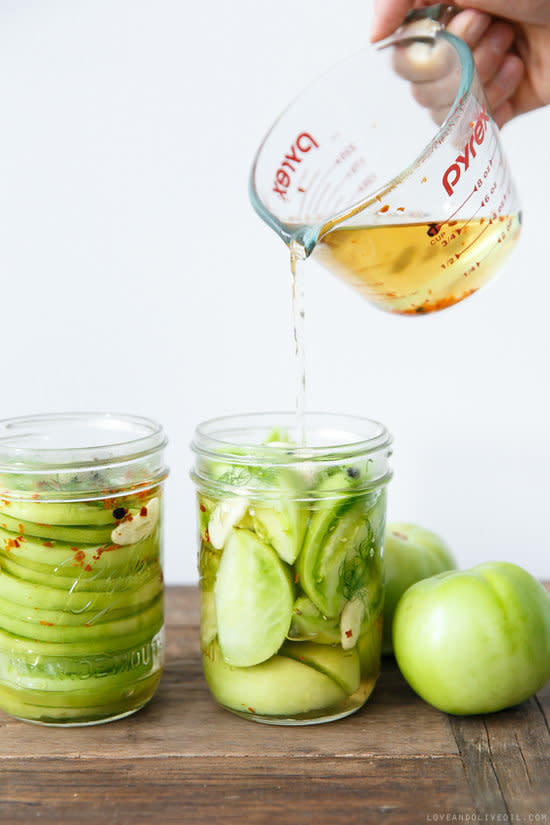 <strong>Get the <a href="http://www.loveandoliveoil.com/2014/10/pickled-green-tomatoes.html" target="_blank">Pickled Green Tomatoes recipe</a>&nbsp;from Love &amp; Olive Oil</strong>