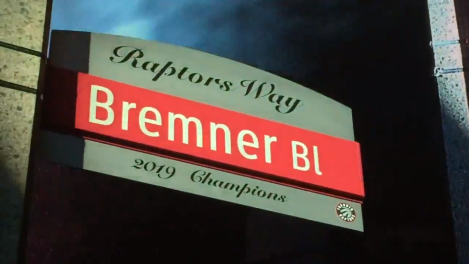 Just outside the Scotiabank Arena, Bremner Boulevard has been renamed as Raptors Way. (Twitter/Kiss925)