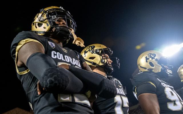 What channel is Colorado football at Oregon on today? Time, TV