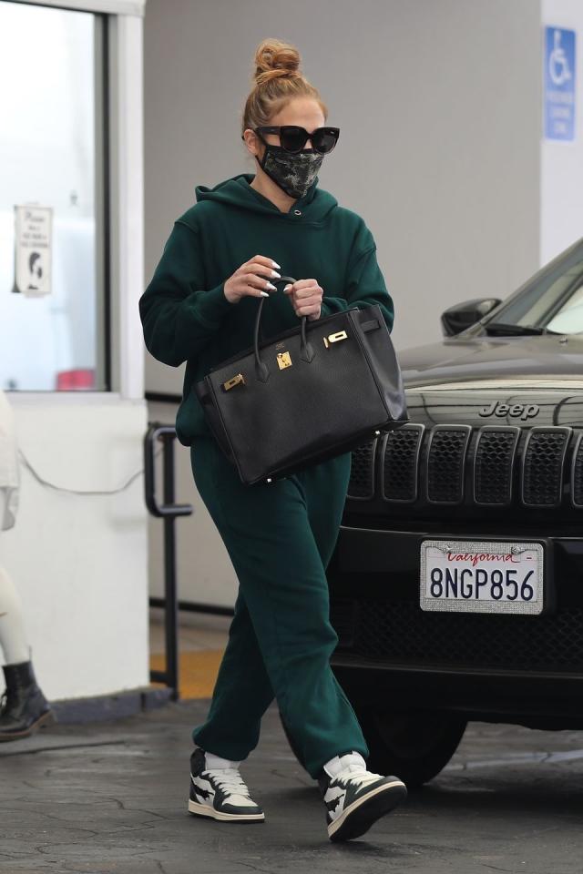 Jennifer Lopez Hermes Birkin crocodile bag black