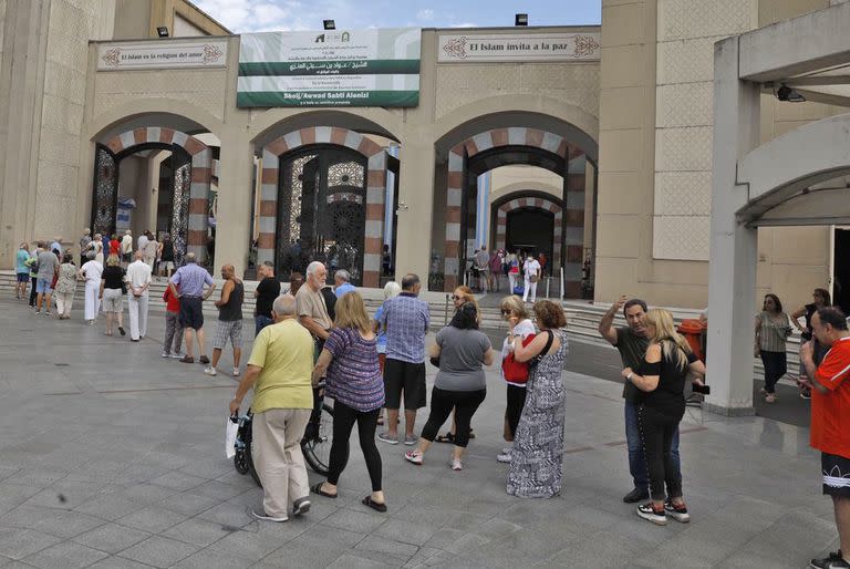 Vacunatorio en el Centro Islámico de Palermo