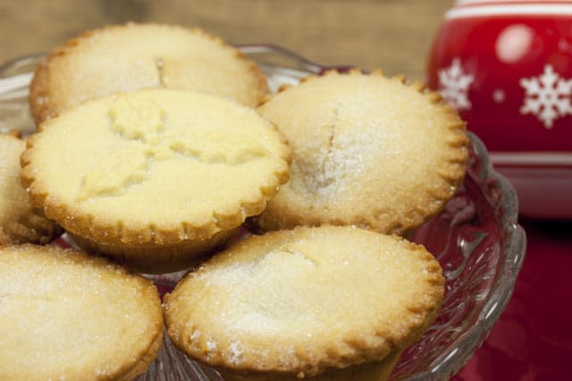 Freebies - including free mince pies
