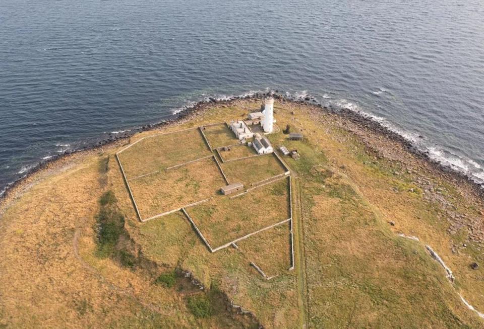 6 bedroom island for sale in Isle of Arran, KA27 Offers in excess of £350,000. Former Lighthouse Keeper’s accommodation including 2 reception rooms, 5 bedrooms and bathroom. (Knight Frank)