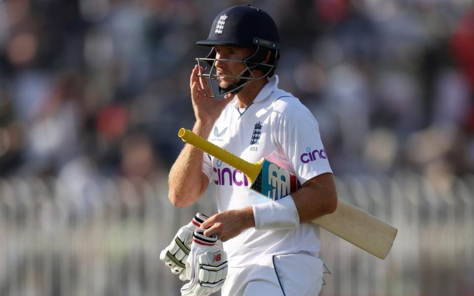 Joe Root struggled on opening day, scarcely recovered from the illness that had ripped through the team ahead of the first Test - Matthew Lewis/Getty Images