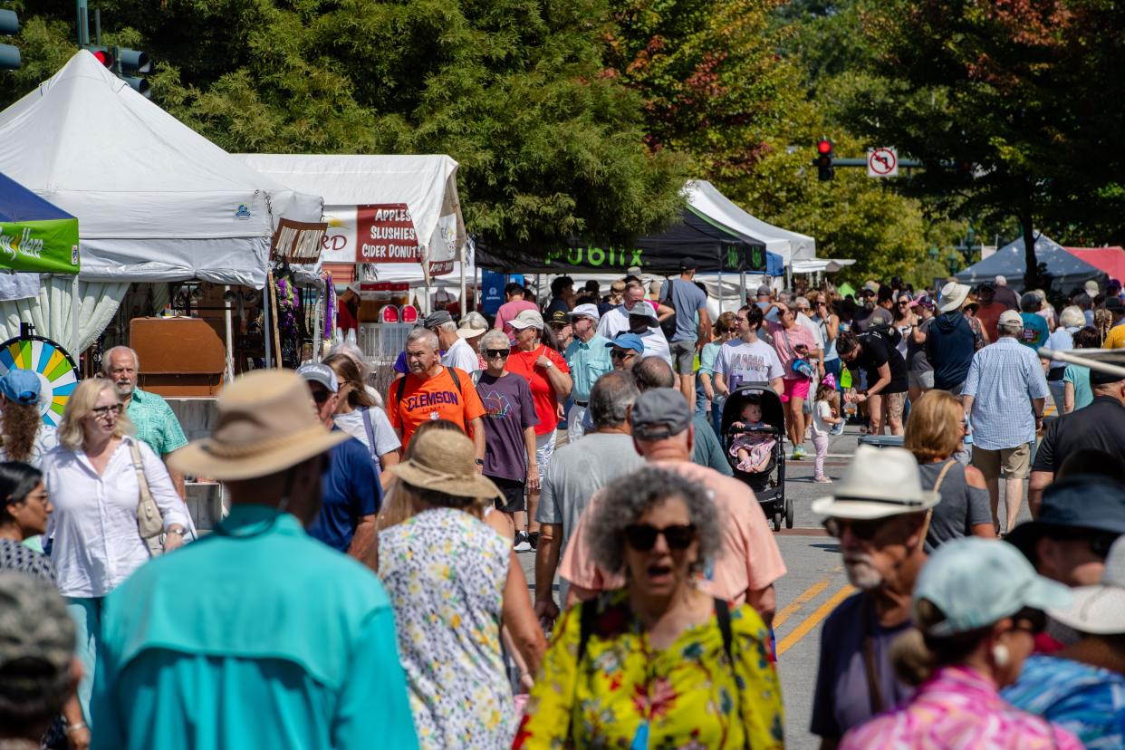 Large crowd packs the streets as NC Apple Festival is underway in