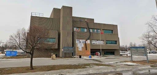 Mould, asbestos and structural concerns have prompted the periodic closures of the Milton Courthouse located on 491 Steeles Avenue East. (CBC - image credit)