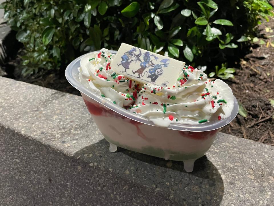 holiday sundae at disney world