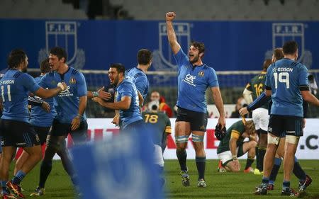 Rugby Union - Rugby Test - Italy v South Africa - Artemio Franchi stadium, Florence, Italy - 19/11/16. Italy's players celebrate at the end of the match against South Africa. REUTERS/Alessandro Bianchi