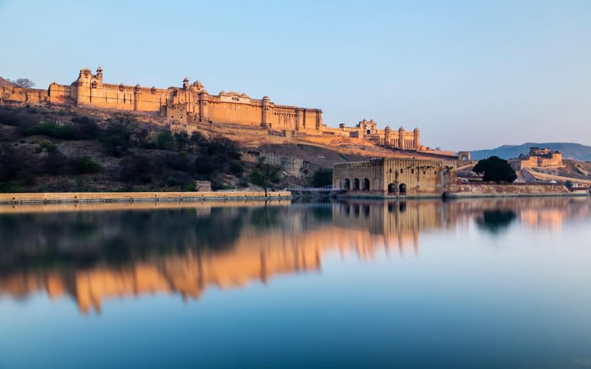 Visit the Amber Fort before learning how to cook the perfect curry