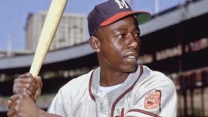 Braves Throwback Thursday: Hank Aaron, other legends shine in