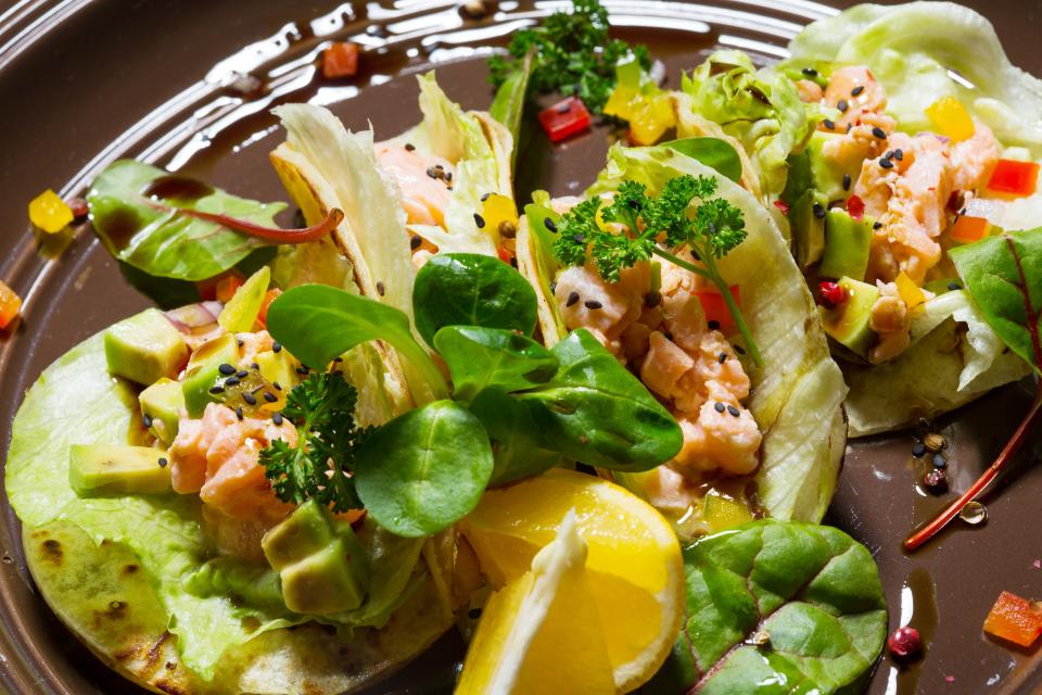 Lunch or dinner: Salmon avocado "tacos"