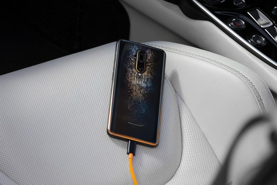 Large-11370-OnePlus-7T-Pro-McLaren-Edition.jpg