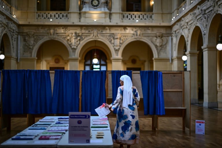 French Muslims fear the impact of a far right election win (OLIVIER CHASSIGNOLE)