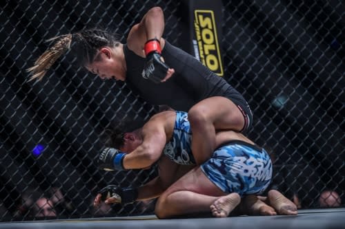 Angela Lee mounted on Mei Yamaguchi at ONE Unstoppable Dreams