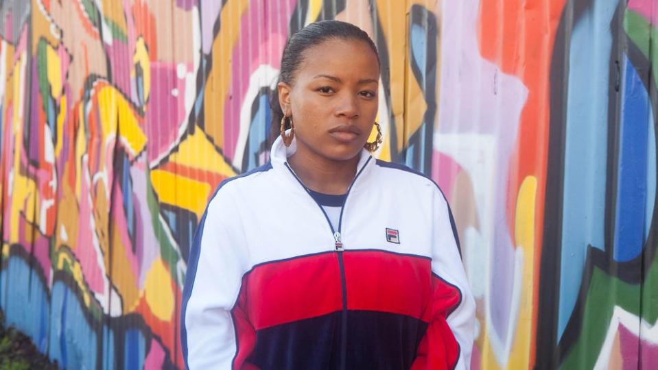 <p><em>Roxanne Roxanne</em> follows the life of rapper Roxanne Shante. While Chanté Adams leads the film, the full cast is what makes helps piece the portrait together. Competing at 2017's Sundance, it never fully got off the ground, but it's a fine film nonetheless.</p><p><a class="link " href="https://www.netflix.com/watch/80171733?trackId=13752289&tctx=0%2C0%2C2bda9c83-ee34-4074-8458-fca00f1c5621-32783401%2C%2C" rel="nofollow noopener" target="_blank" data-ylk="slk:Watch Now;elm:context_link;itc:0;sec:content-canvas">Watch Now</a></p>